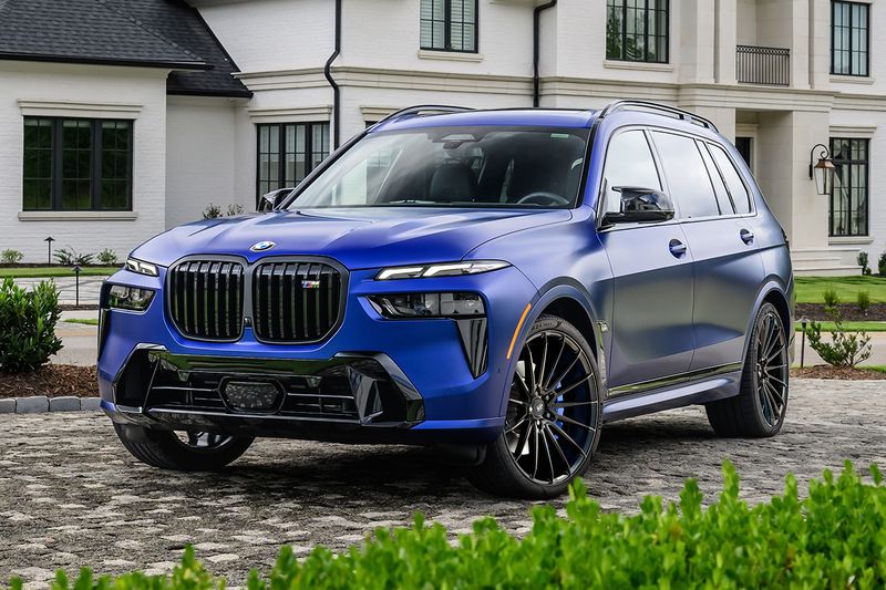 BM16 Gloss Black BMW X7